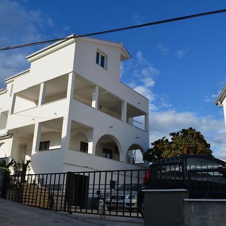 Apartmani Rita Слатине Экстерьер фото