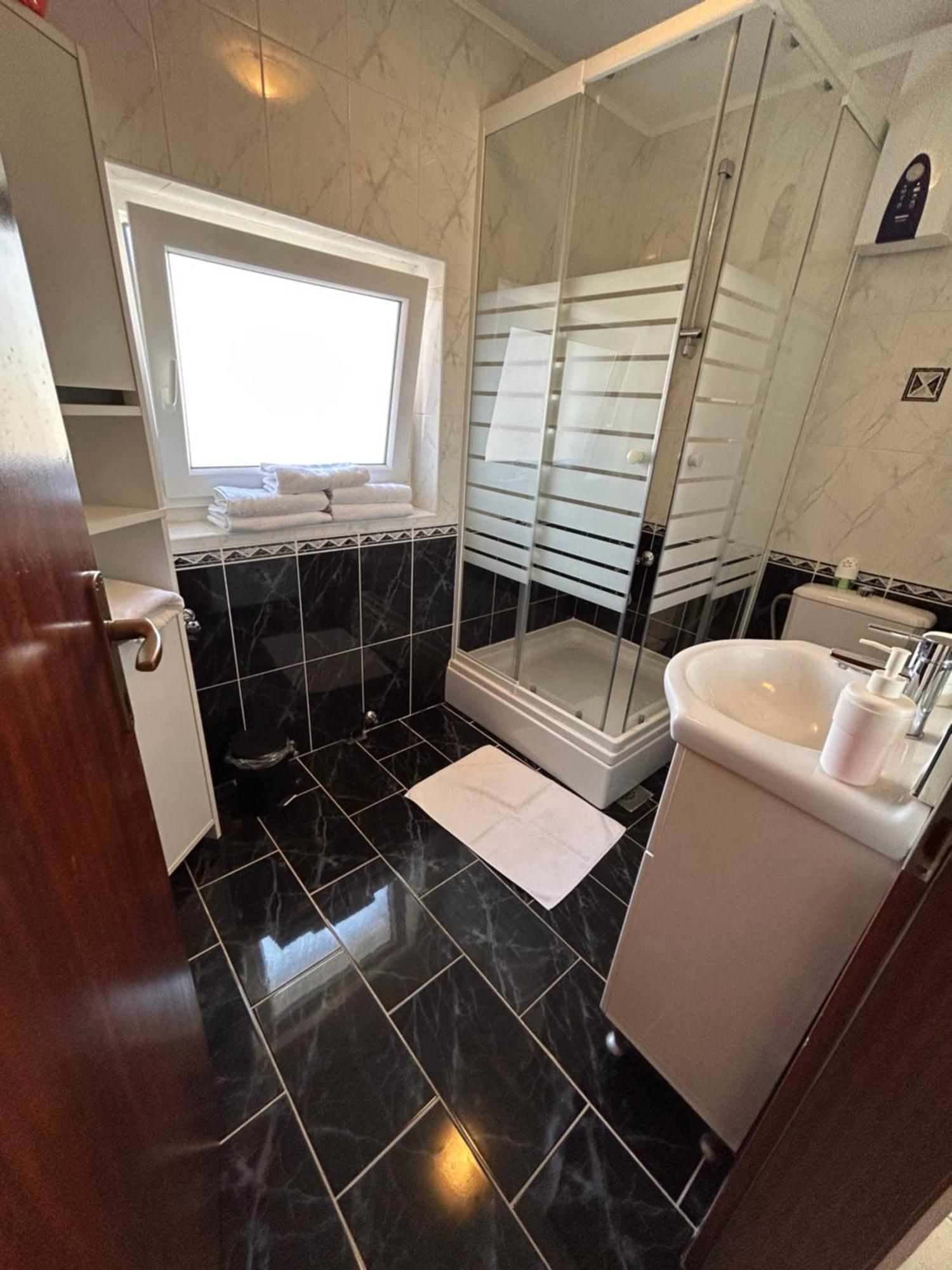 Apartmani Rita Слатине Экстерьер фото